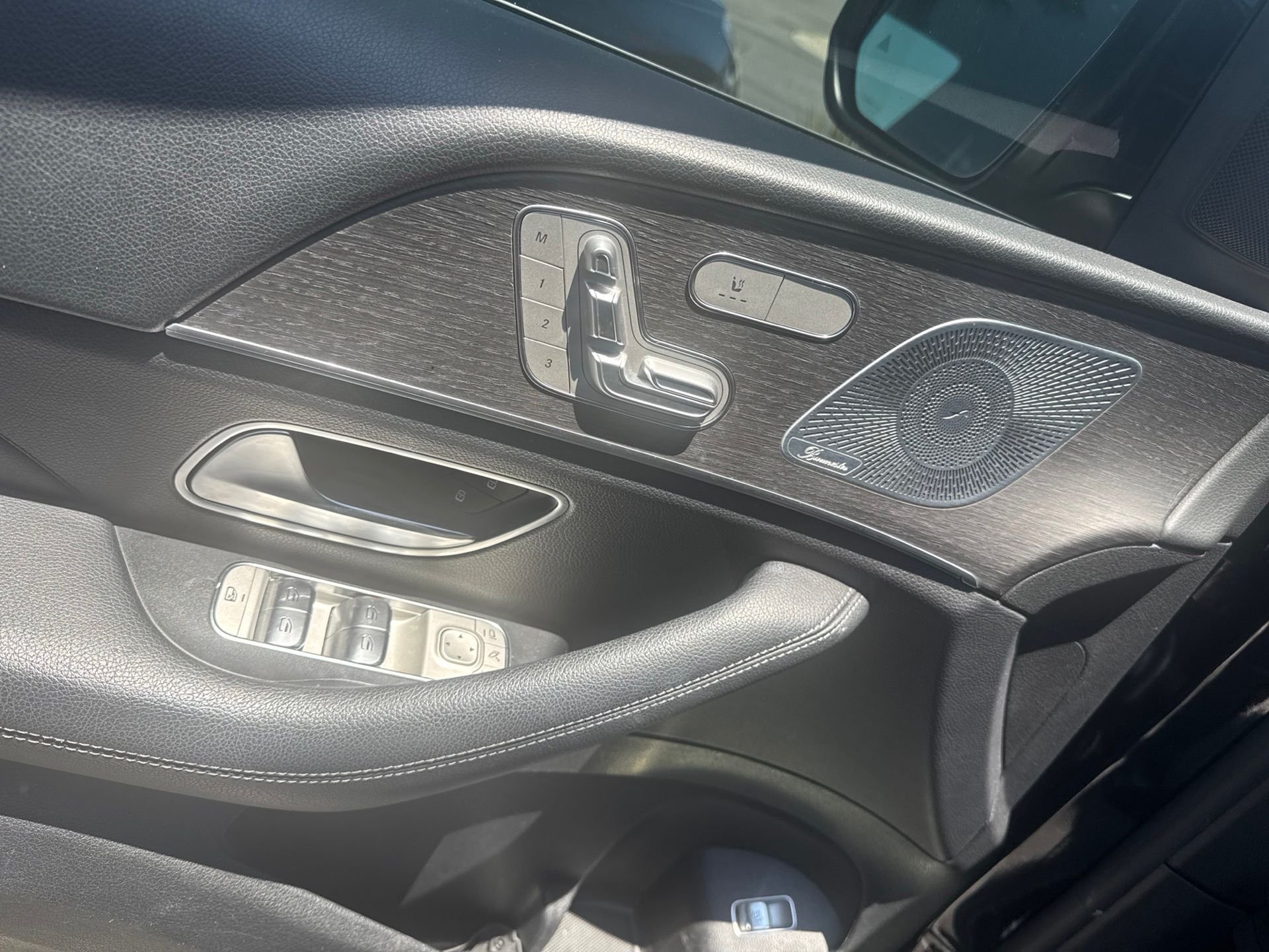 Used 2020  Mercedes-Benz GLE 350 image 3