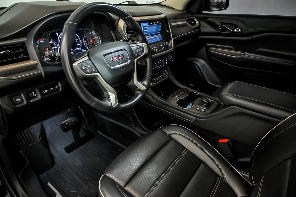 Used 2022 Ebony Twilight Metallic GMC Denali image 13