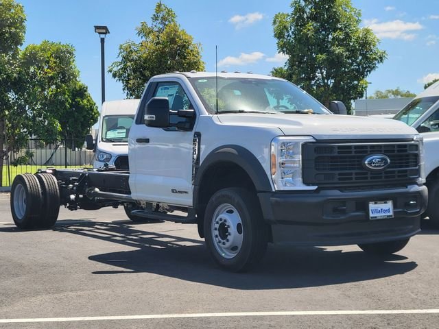 New 2026 Oxford White Ford F-550® XL image 22
