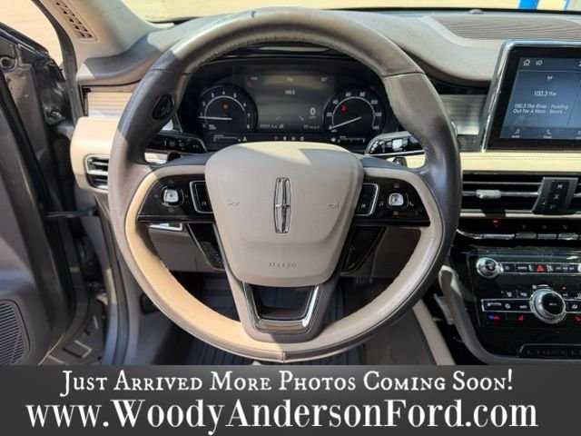 Used 2021 Gray Lincoln Standard image 14