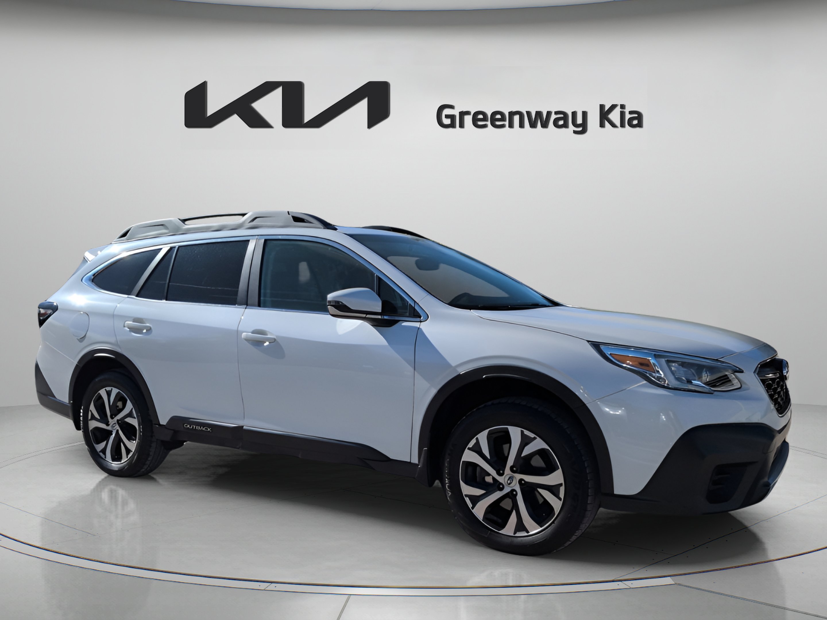 Used 2021 Crystal White Pearl Subaru Limited XT image 2