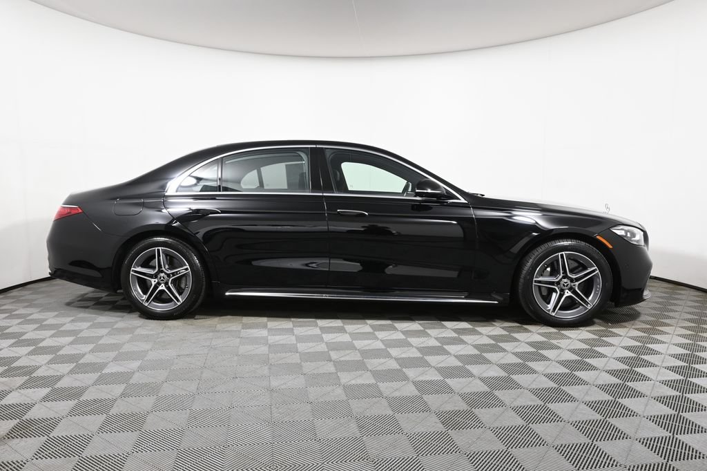 Certified Used 2025 Black Mercedes-Benz S 580 image 8