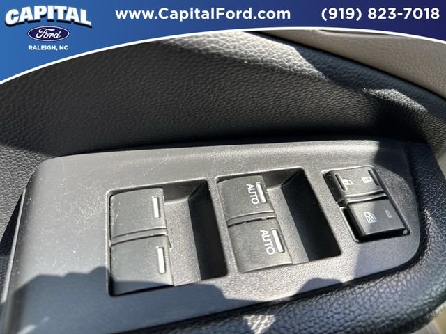 Used 2017  Honda EX-L image 21