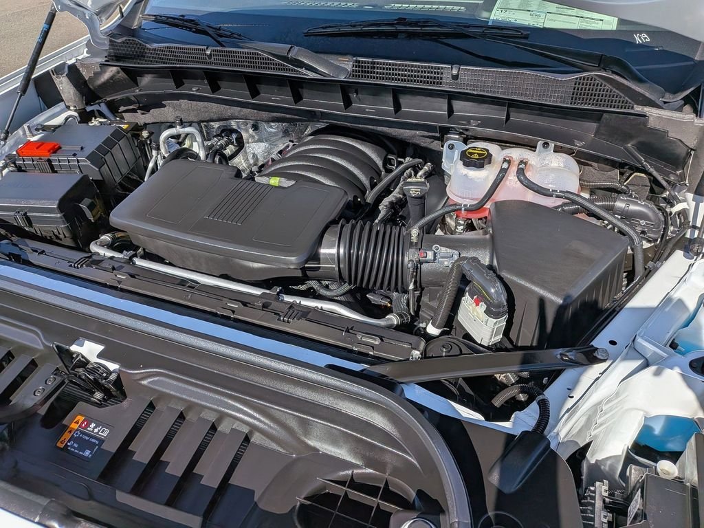 New 2026 Summit White GMC Elevation image 24