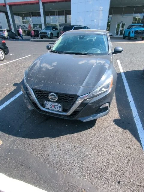 Used 2021 Blue Nissan 2.5 SV image 3