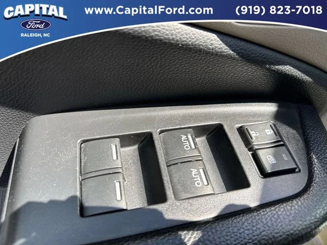 Used 2017  Honda EX-L image 21
