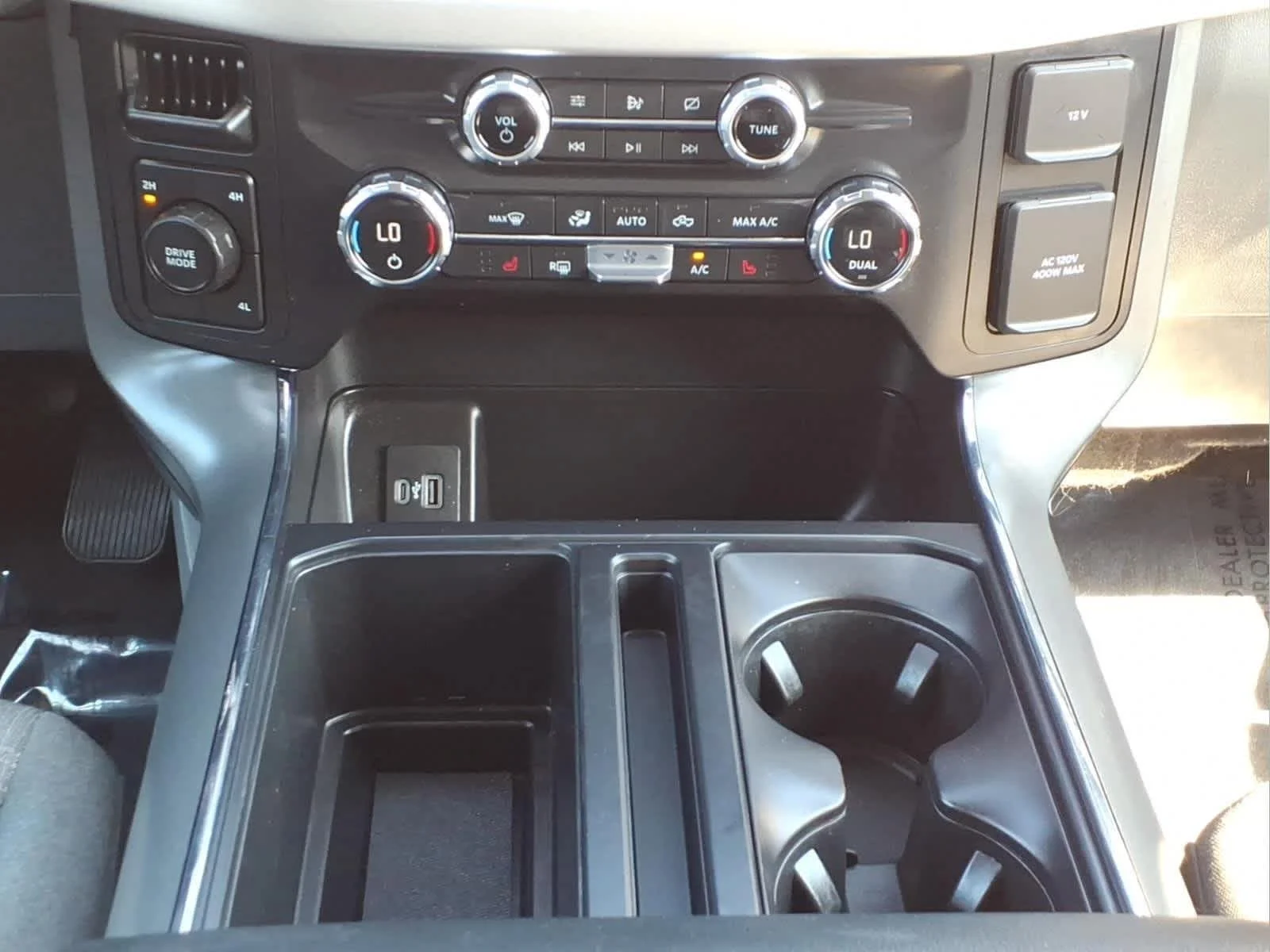 Used 2021 Antimatter Blue Ford XLT image 25
