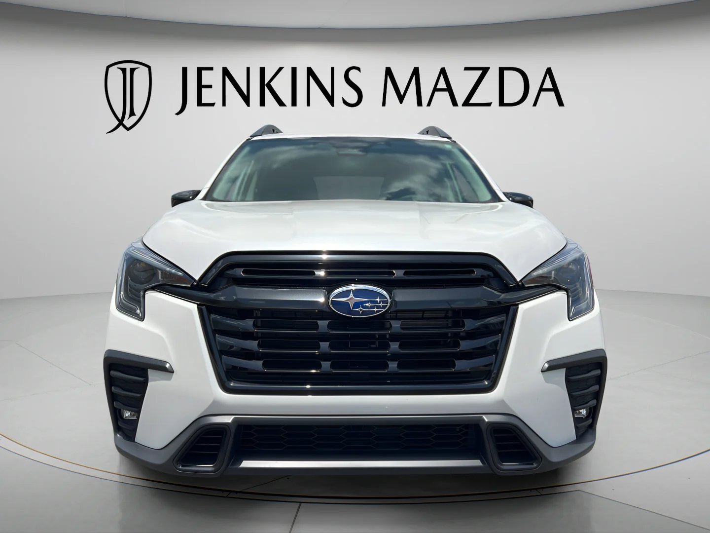 Used 2026 Crystal White Pearl Subaru Premium image 2