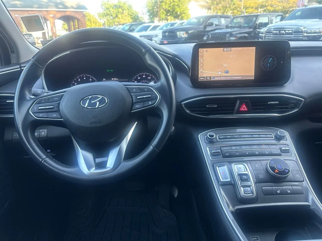 Used 2023 White Hyundai SEL image 10