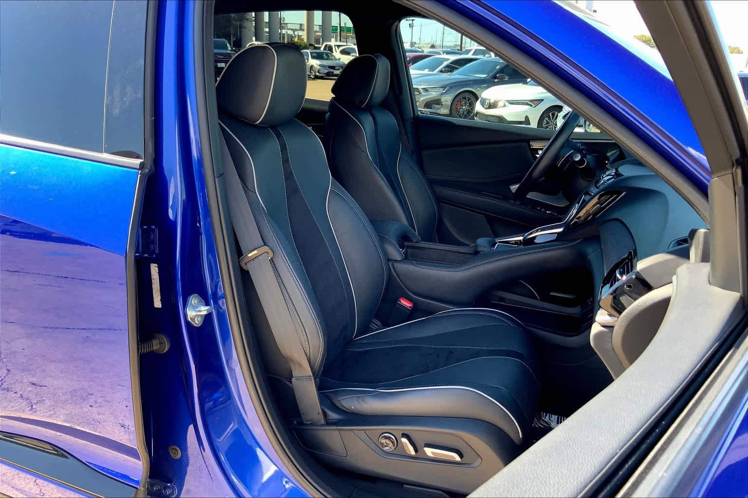 Used 2021 Apex Blue Pearl Acura w/A-Spec Package image 9