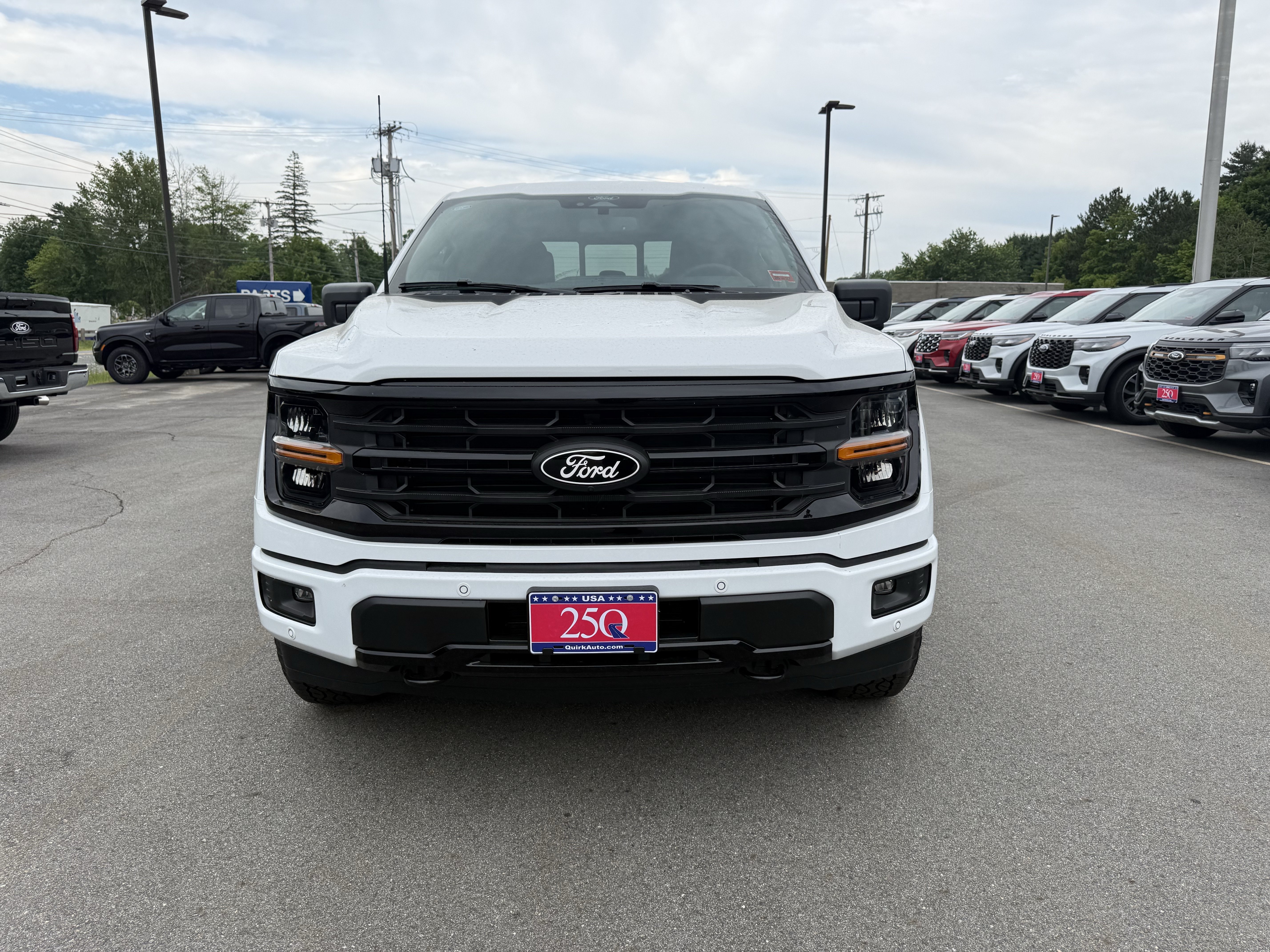 New 2026 Oxford White Ford XLT image 15