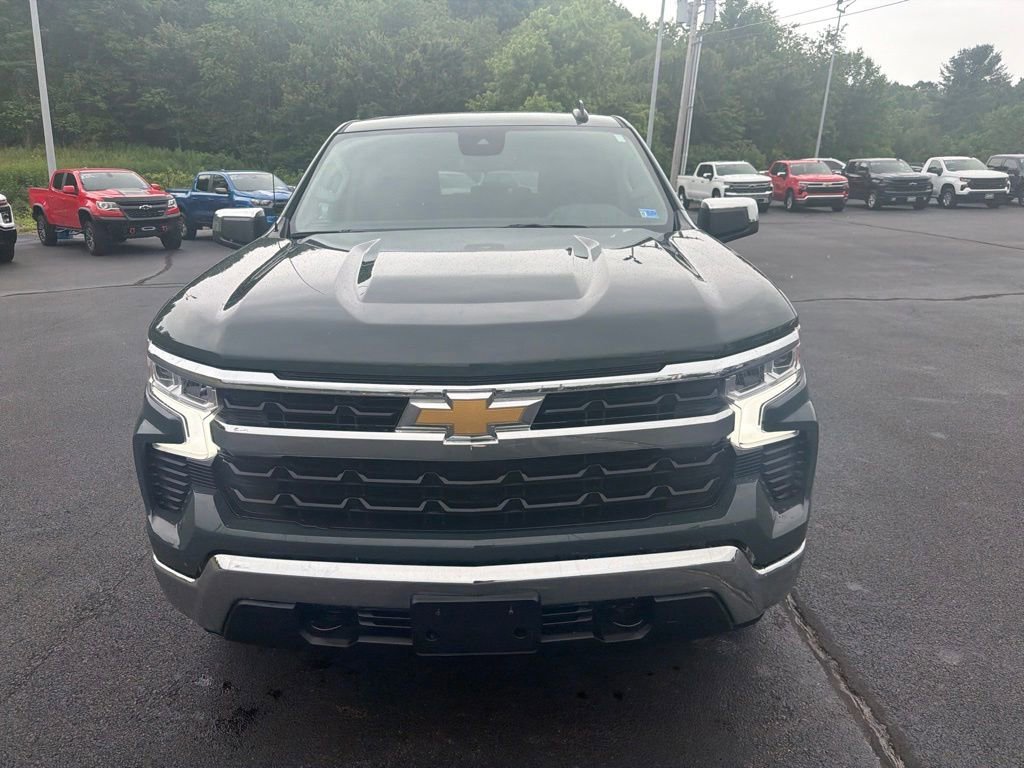 Used 2025 Cypress Gray Chevrolet LT image 3