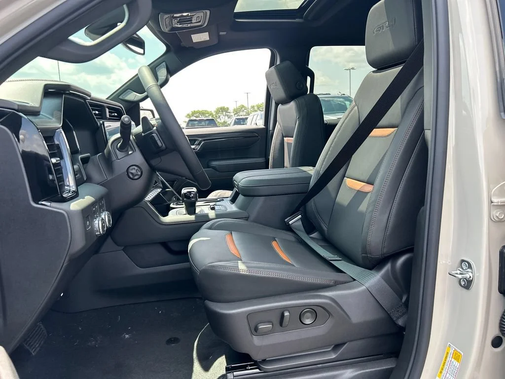 2026 GMC Sierra 1500 AT4 - Photo 15