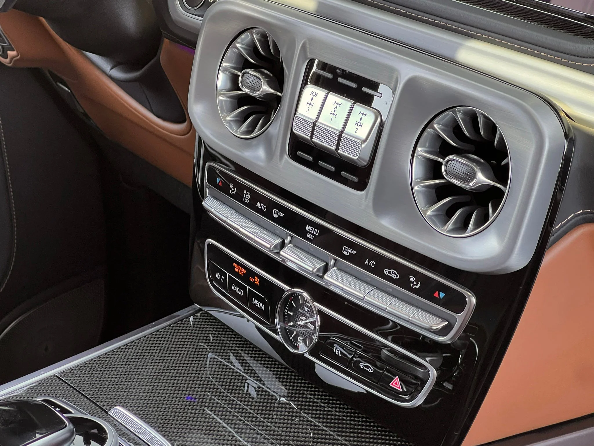 Used 2021 Red Mercedes-Benz G 63 AMG® image 40