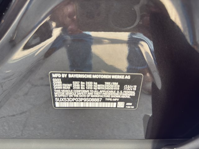 Used 2023 Dark Graphite Metallic BMW xDrive30i image 27