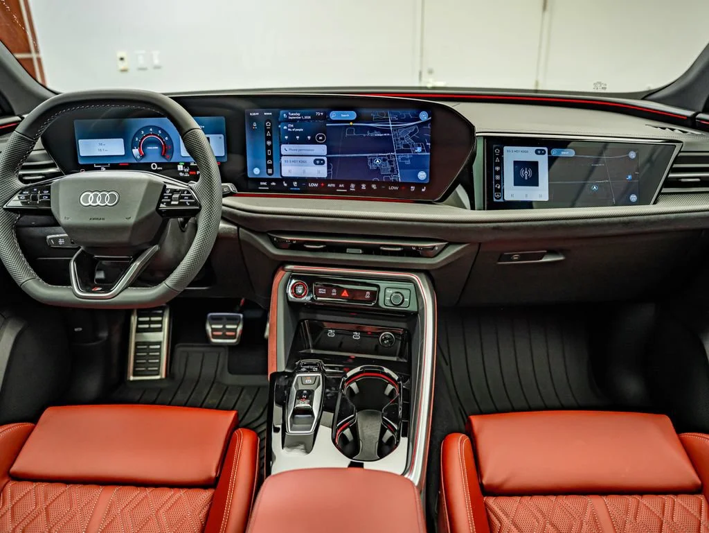 New 2026 Glacier White Metallic Audi Premium Plus image 29