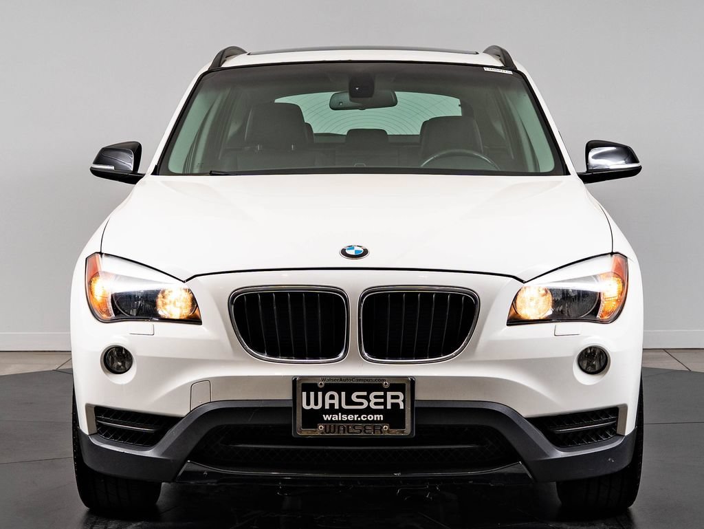 Used 2014 Alpine White BMW xDrive28i image 2