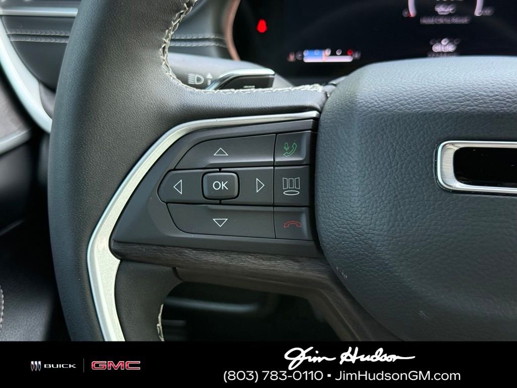 Certified Used 2024 White Jeep Limited image 30
