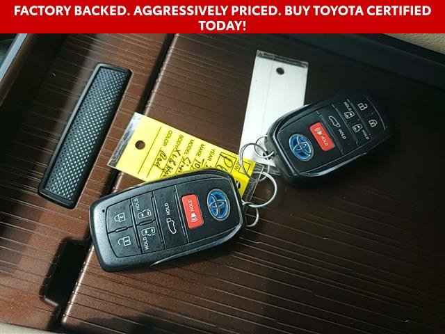 Used 2021 Red Toyota XLE image 11