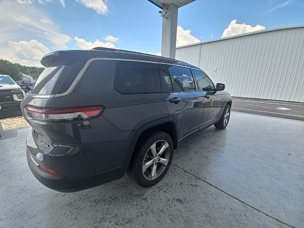 Used 2022 Gray Jeep Limited image 15