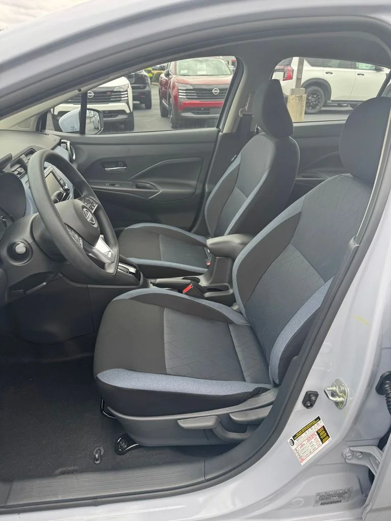 2025 Nissan Versa Sedan SV - Photo 10