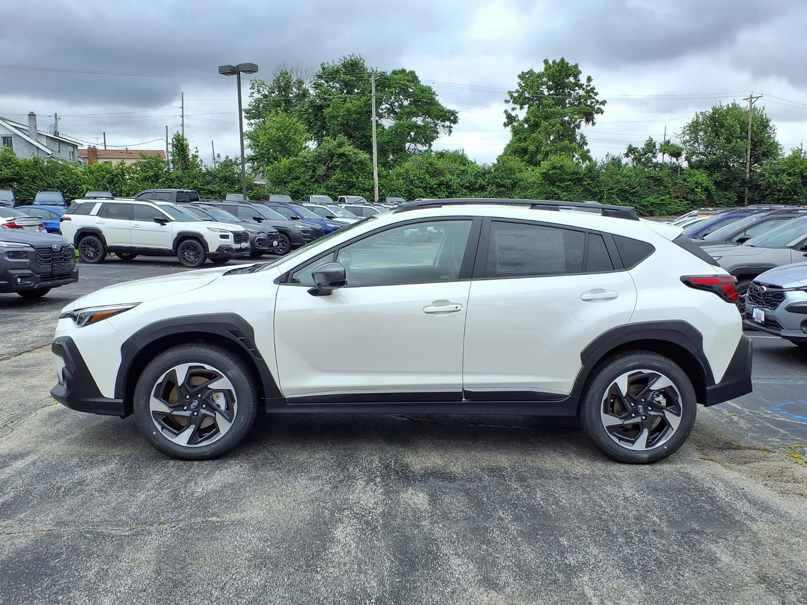 New 2026 CRYSTAL WHITE PEARL Subaru Limited image 17