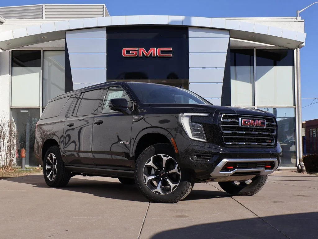 2026 GMC Yukon 4WD AT4's photo
