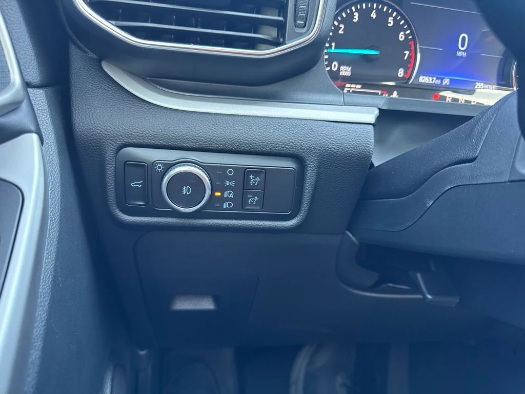 Used 2023 Blue Ford XLT image 25