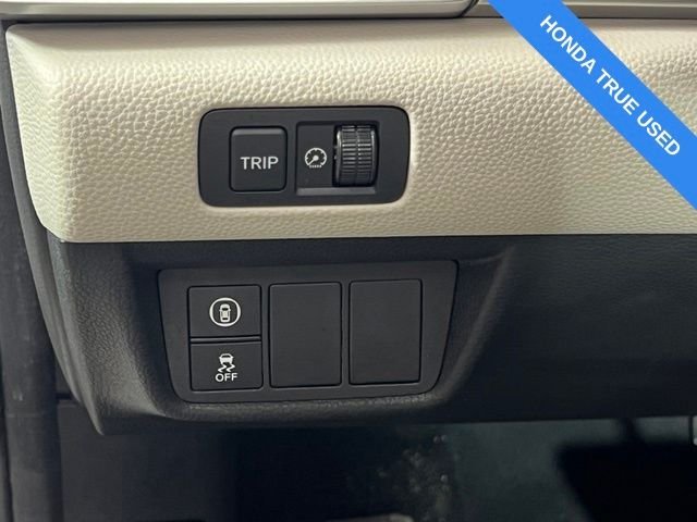 Certified Used 2019 Platinum White Pearl Honda LX image 12