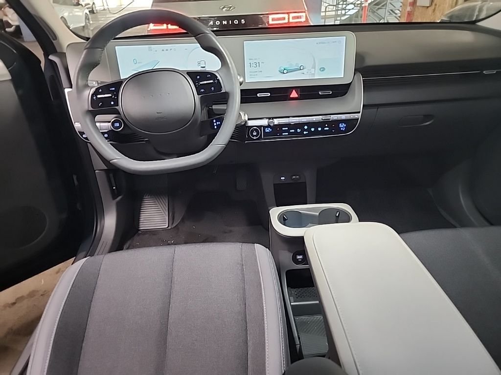 Certified Used 2024 Green Hyundai SEL image 5