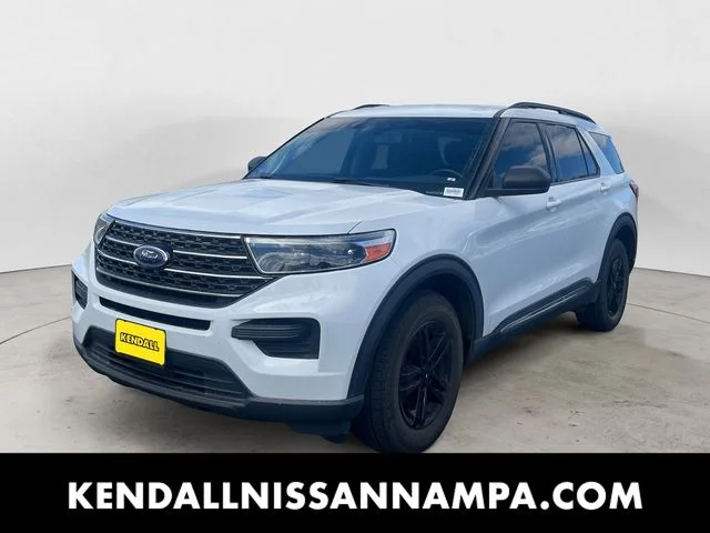 Used 2020 White Ford XLT image 1