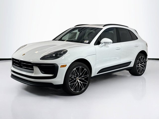 2026 Porsche Macan 