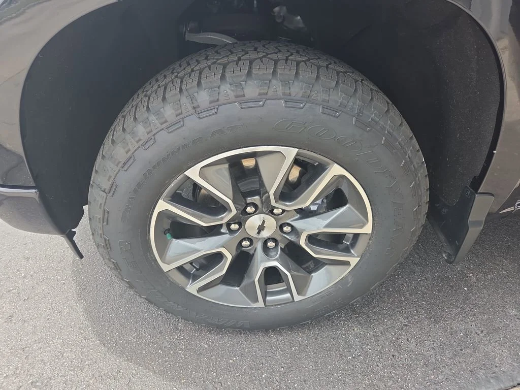 2023 Chevrolet Silverado 1500 RST - Photo 31