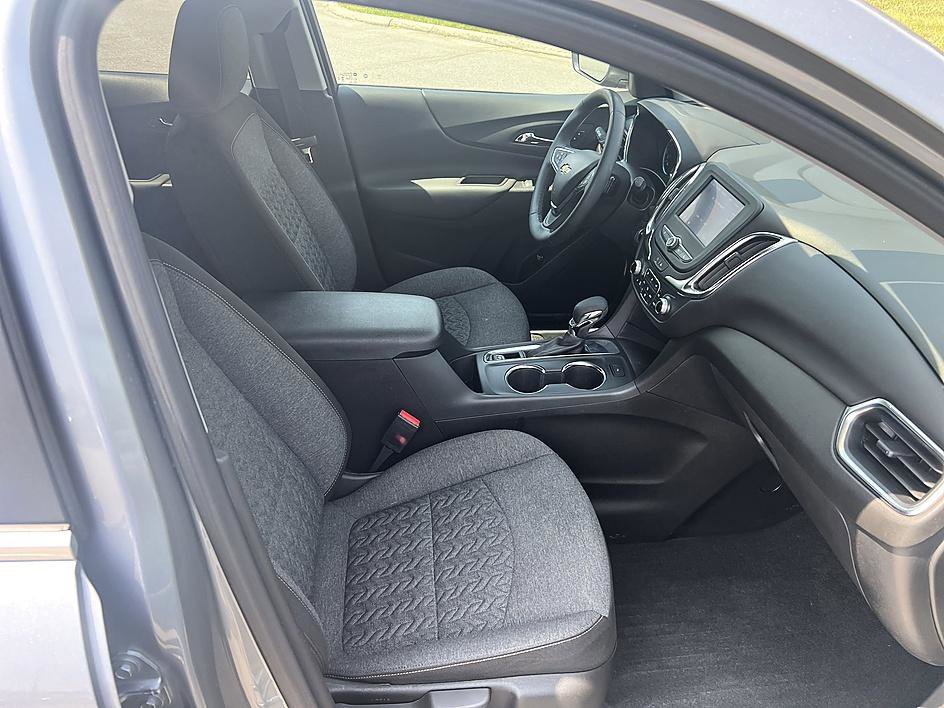 Used 2023 Sterling Gray Metallic Chevrolet LT image 17