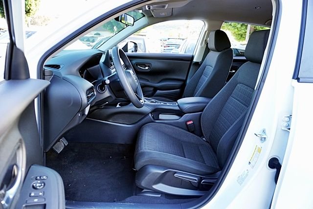 Used 2023  Honda LX image 13