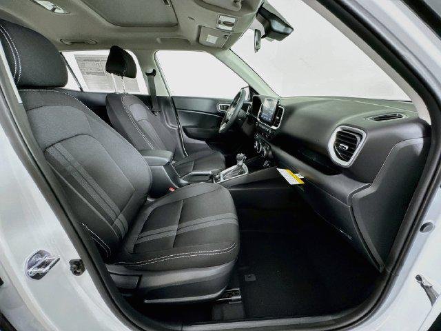 New 2026 White Hyundai SEL image 42