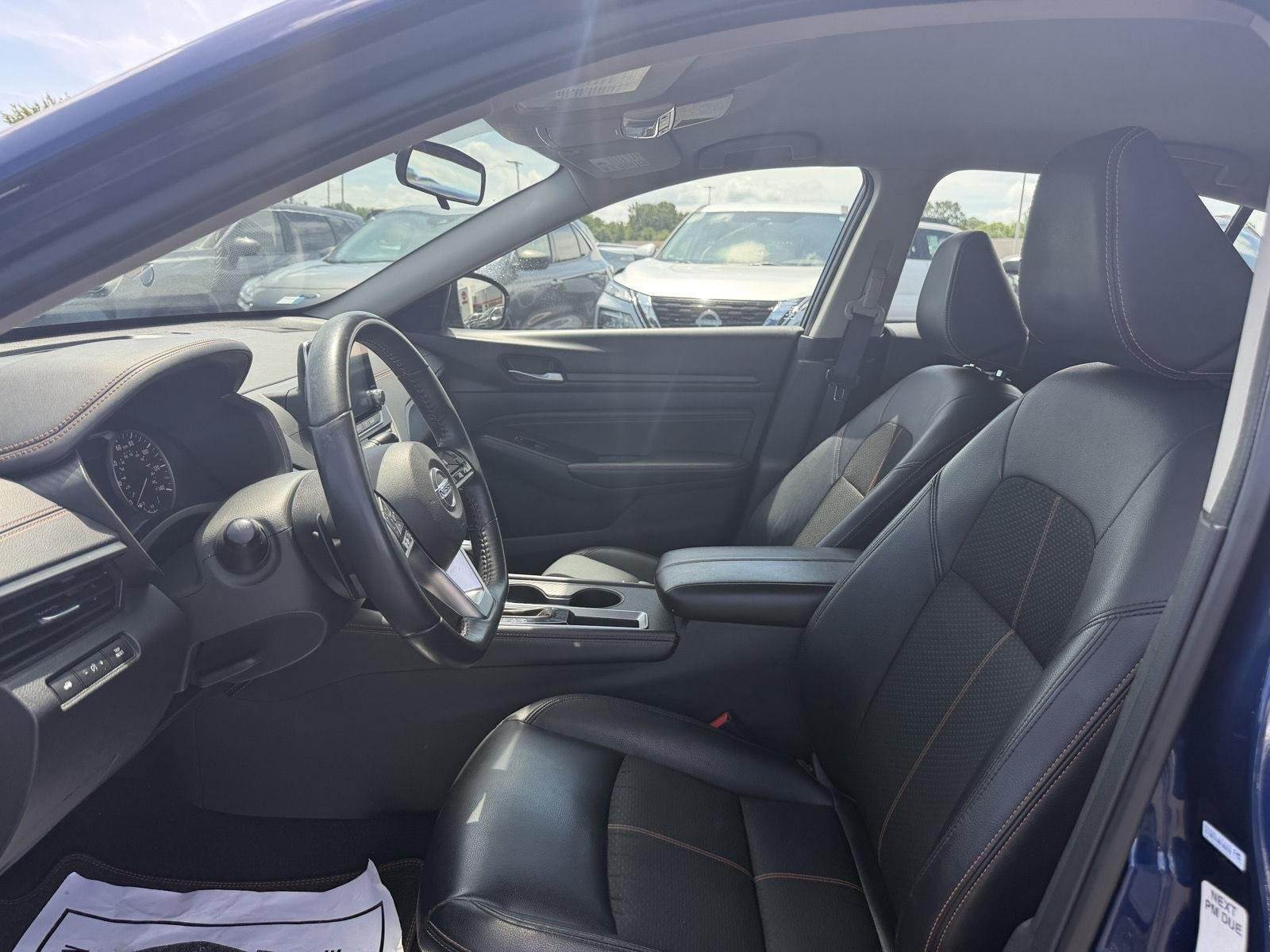 Used 2019 Deep Blue Pearl Nissan 2.5 SR image 12