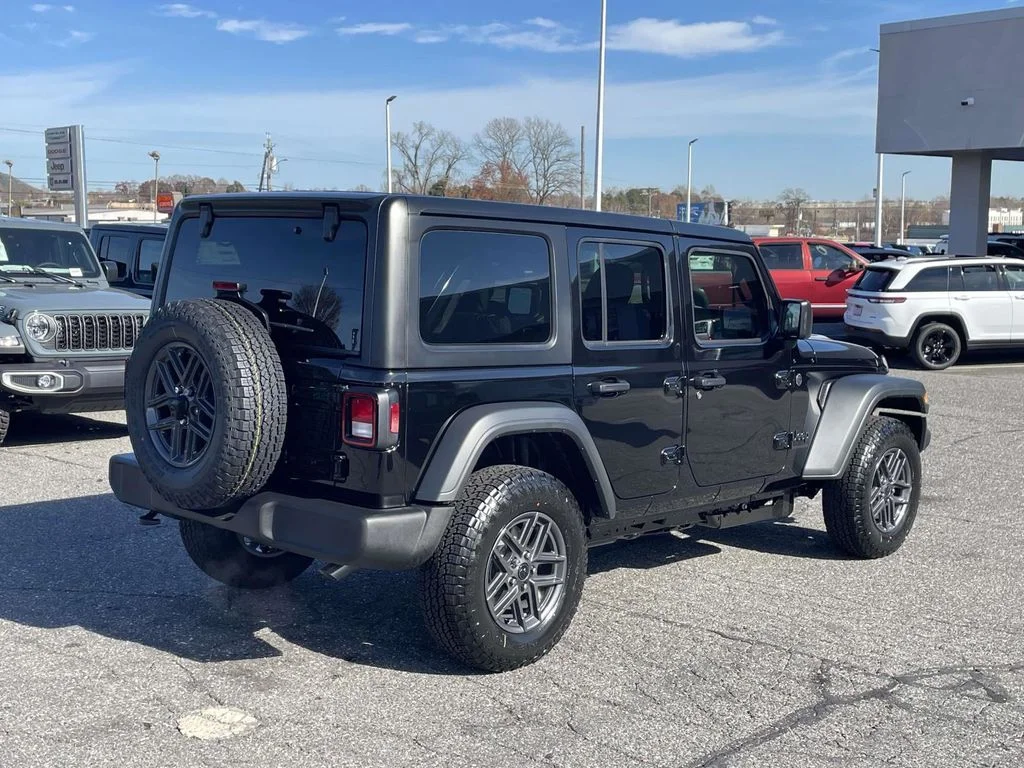 New 2026 Black Clear-Coat Exterior Paint Jeep Sport S image 8