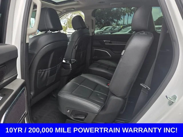 Used 2024 White Pearl Kia SX image 11