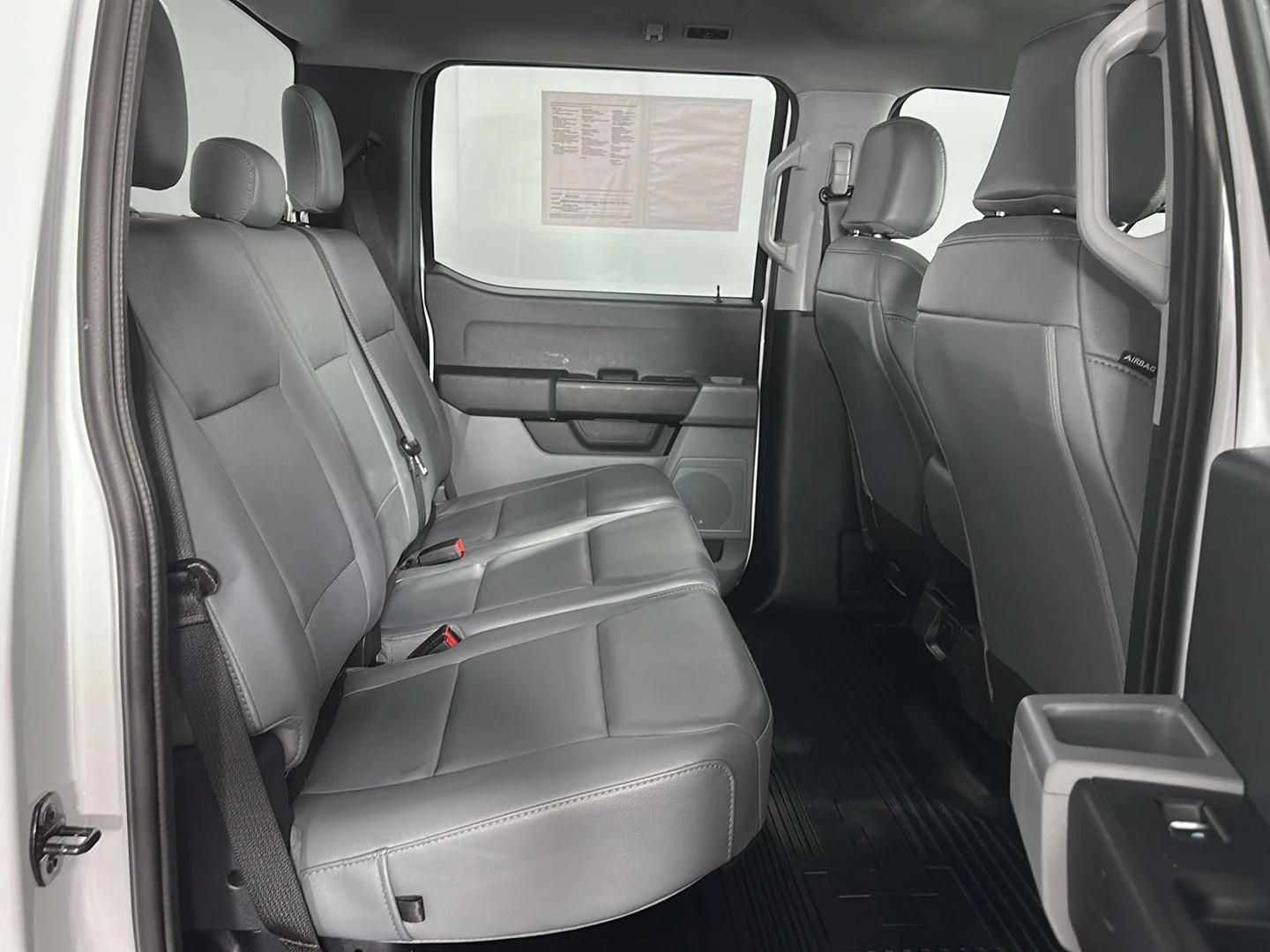 Used 2023 Oxford White Ford XL image 12