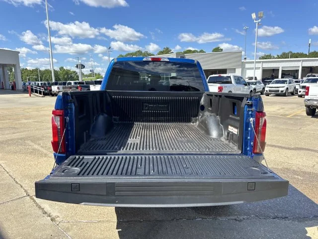 Used 2024 Blue Ford XLT image 28