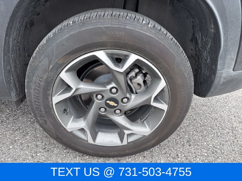 Used 2025 Black Chevrolet LT image 25