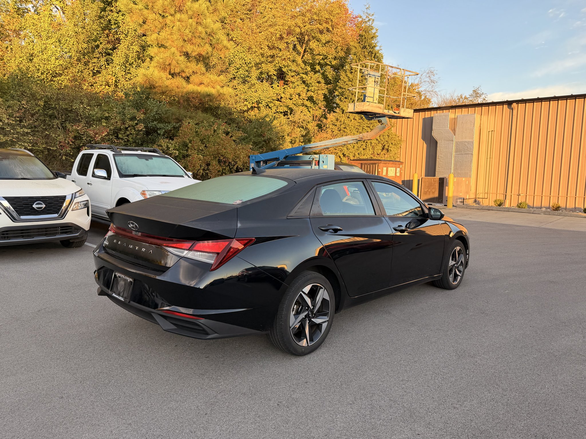 Used 2023 Onyx Black Hyundai SEL image 4