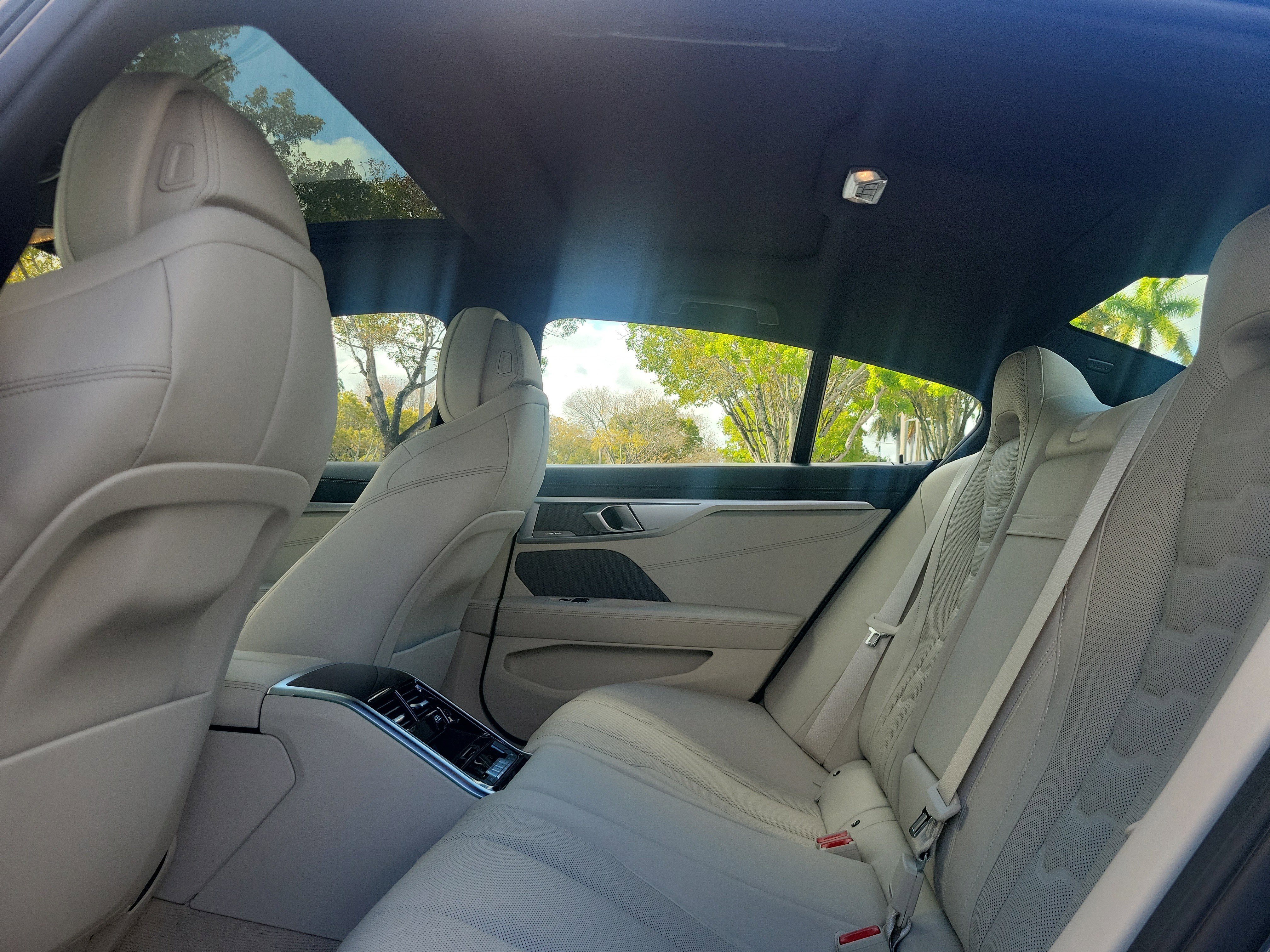 2026 BMW 8 Series 840i - Photo 11