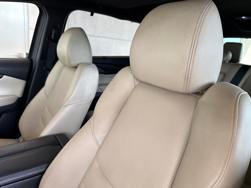 Used 2019 Red Crystal Mazda Grand Touring AWD image 20
