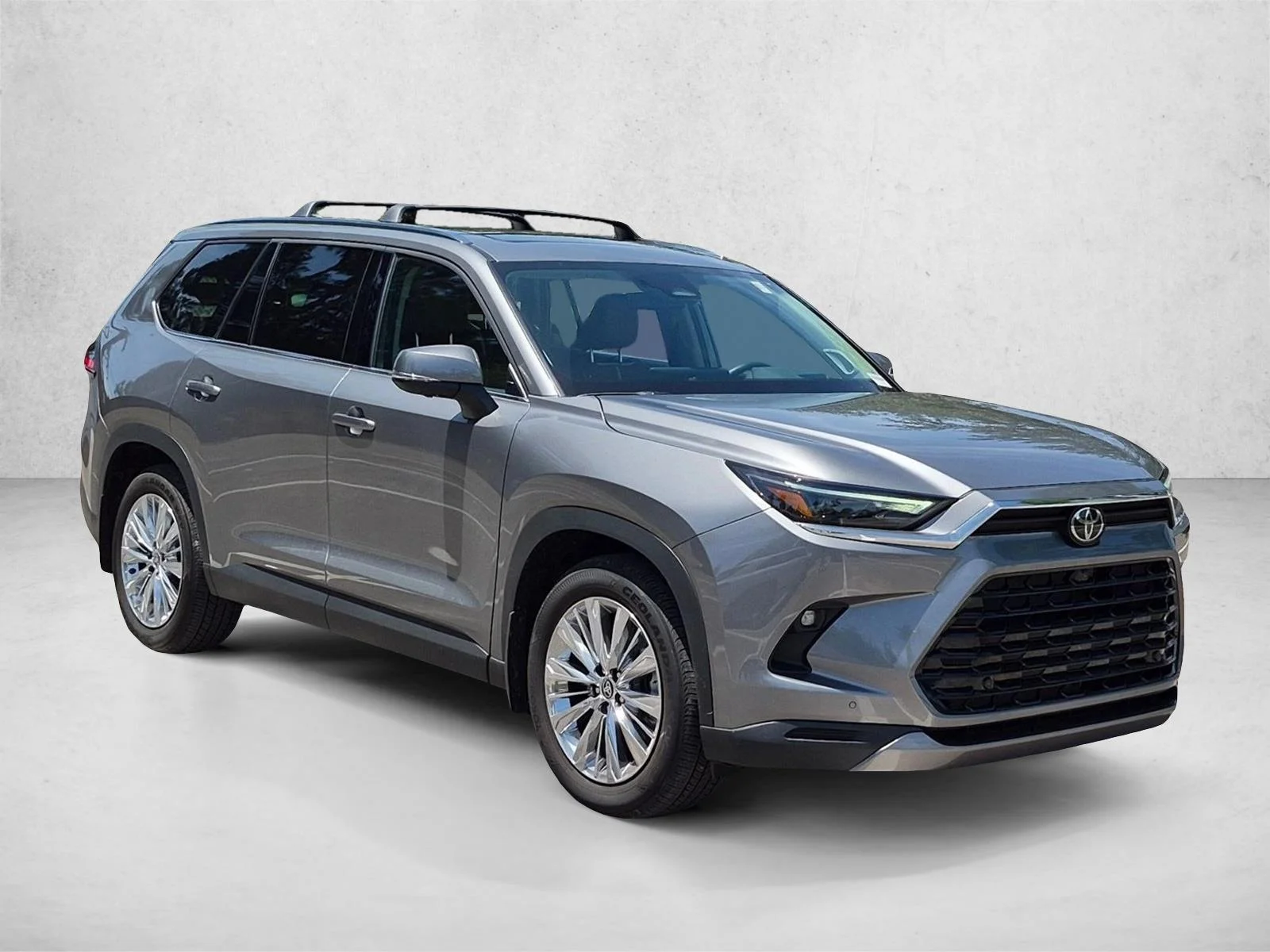 Used 2025 Gray Toyota Platinum image 3