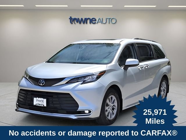 2023 Toyota Sienna XLE