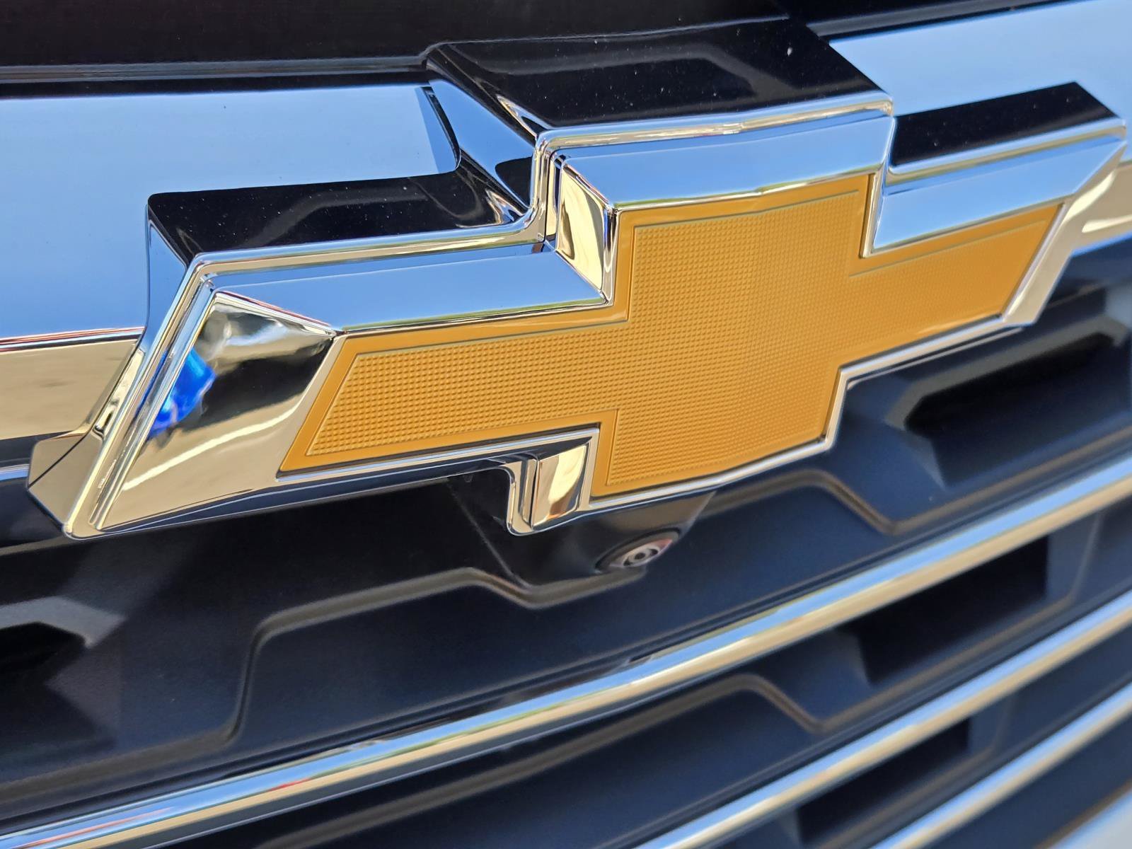 2027 Chevrolet Traverse LT - Photo 19