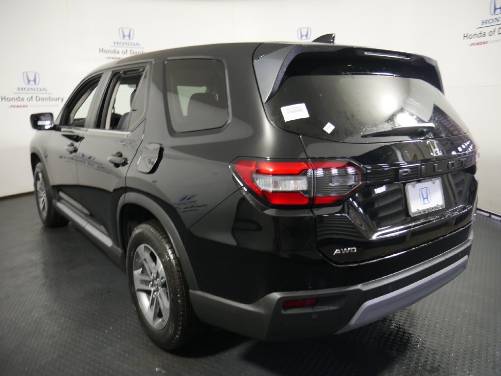 New 2026 Crystal Black Pearl Honda AWD EX-L image 9