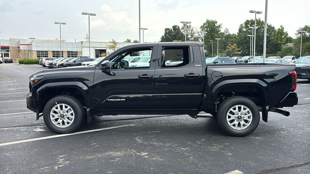 New 2026 Black Toyota  SR5 image 4